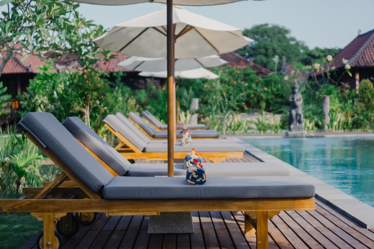 Sunset Star Huts Hotel Lembongan Exterior photo