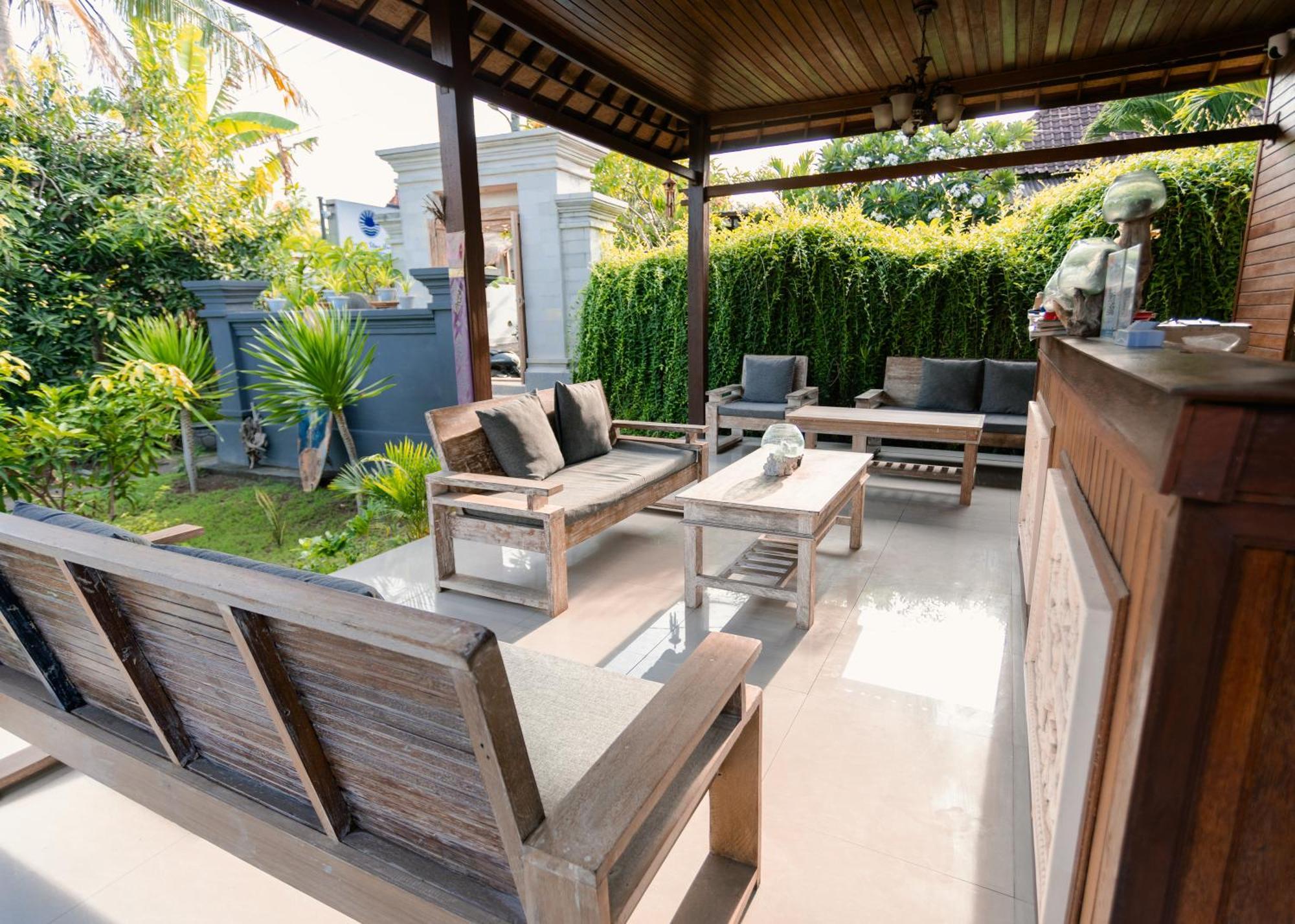 Sunset Star Huts Hotel Lembongan Exterior photo